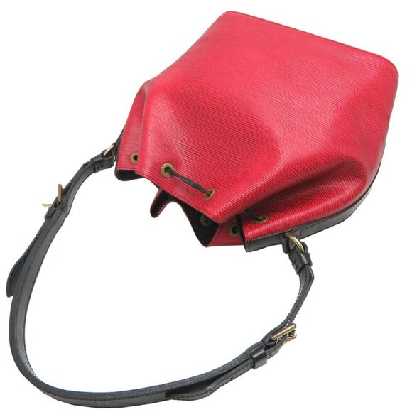 LOUIS VUITTON Red Shoulder Bag - Picture 4 of 10